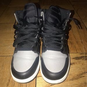 Shadow 1s size 4.5y